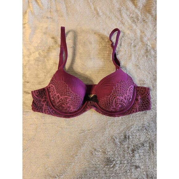Victoria's Secret  Body by Victoria Lined Demi Bra Size 32A Purple - Picture 1 of 3